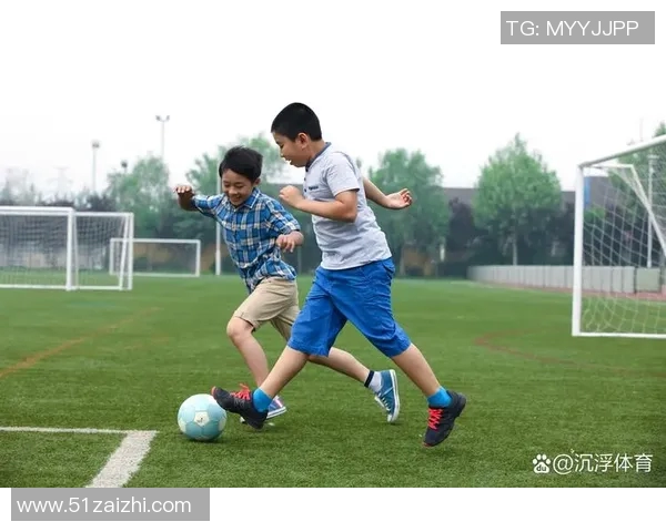 一个时代的足球明星如何塑造了球迷的热情与梦想